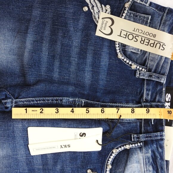 New Sky Premium Women's Western Flared Jeans Sz 7 Angel Wings Skull Y2K - Picture 10 of 12